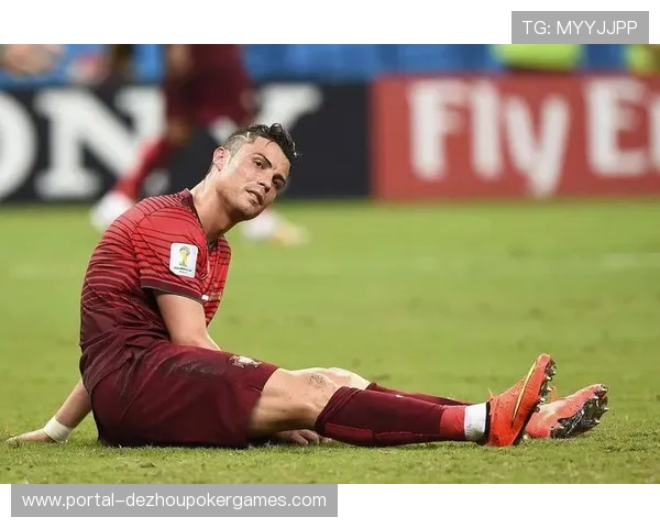 里昂4-2勒阿弗尔，福法纳替补登场扳平比分