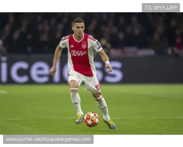 罗马冬季标王瓦斯左腿拉伤或缺席2-3周,18岁前锋加盟后仅3次替补出场 罗马冬季标王瓦斯左腿拉伤或缺席2-3周,18岁前锋加盟后仅3次替补出场